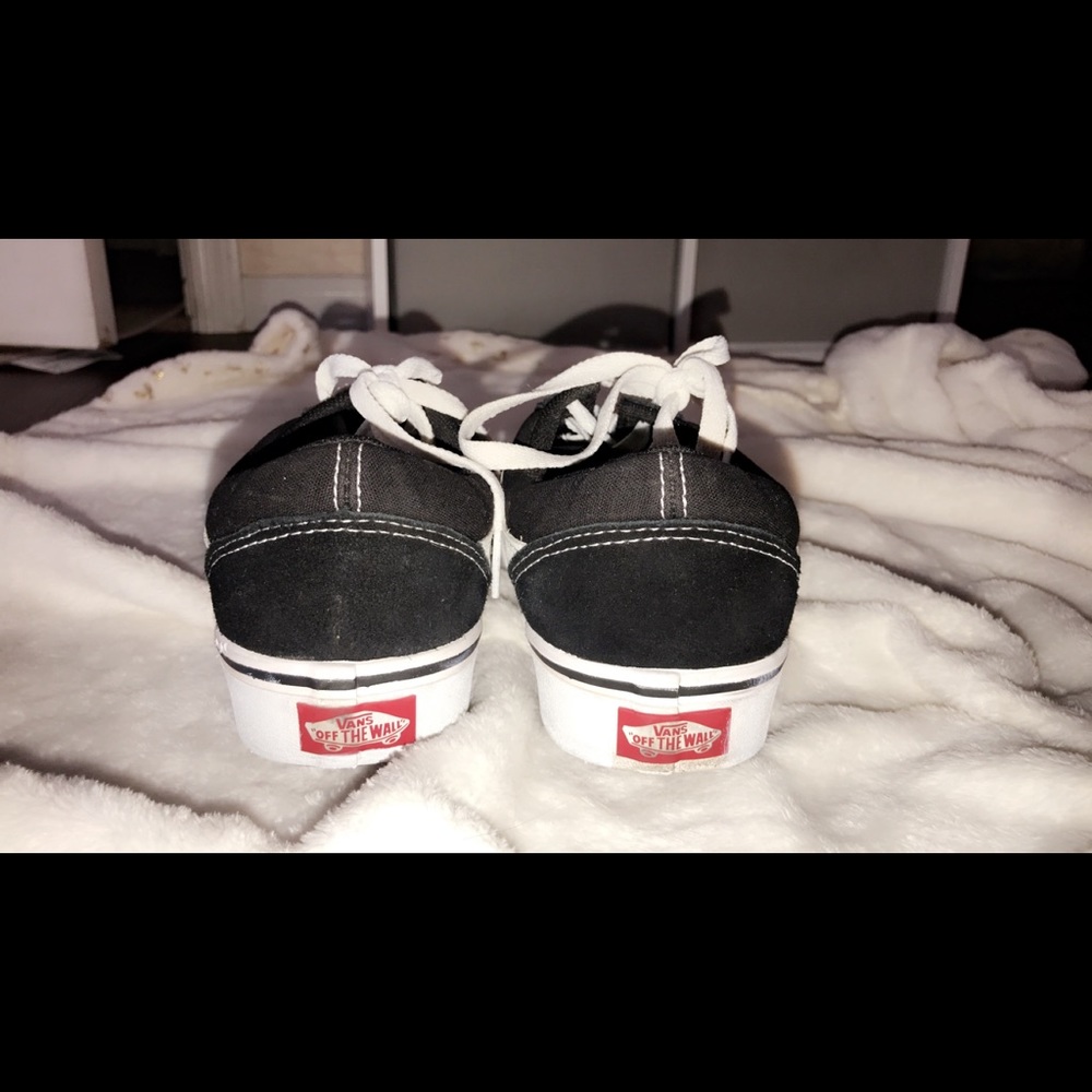 Vans - Picture 4 of 4